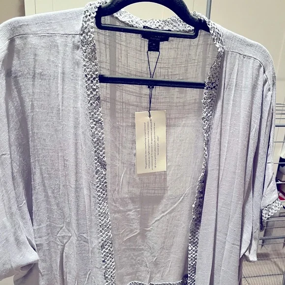 NWT Cotton blend Top - Picture 2 of 8